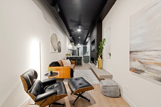 Foto del edificio - 2655 W Huron St