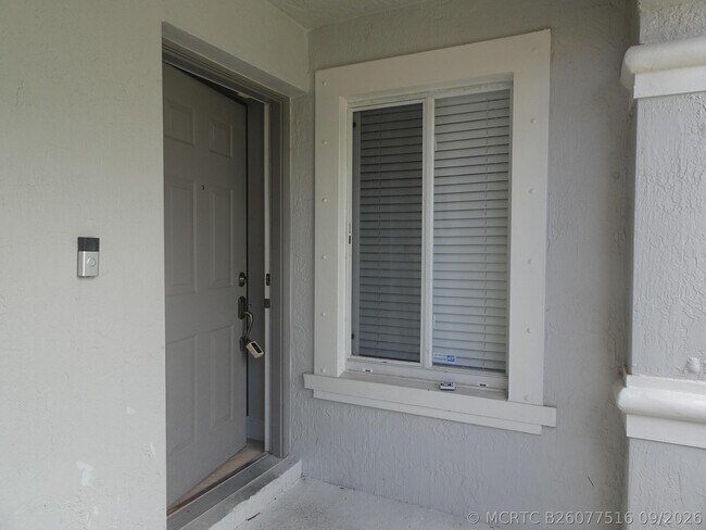 Foto del edificio - 8002 Big Pine Way