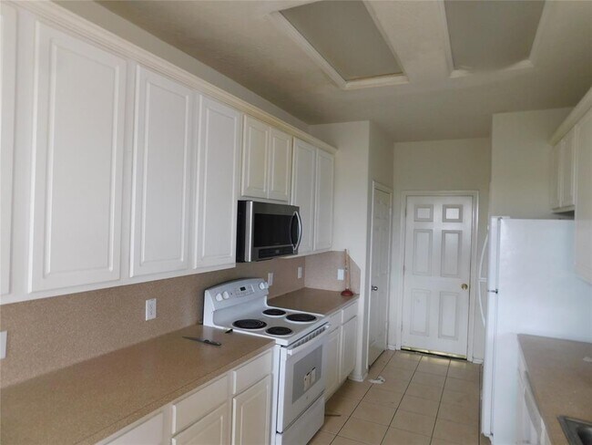 Foto del edificio - 3406 Orchid Trace Ln