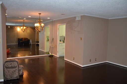 Building Photo - 2301 Ridgmar Plz