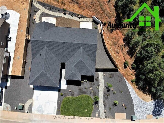 Foto del edificio - 20231 Ballentine Dr
