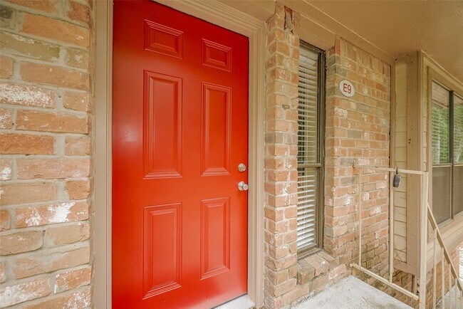 Foto del edificio - 2003 Place Rebecca Ln