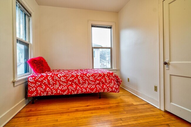 Foto del edificio - 212-214 N. Blount St.