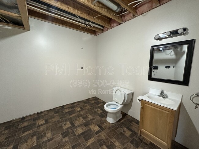 Building Photo - 3133 W 525 N