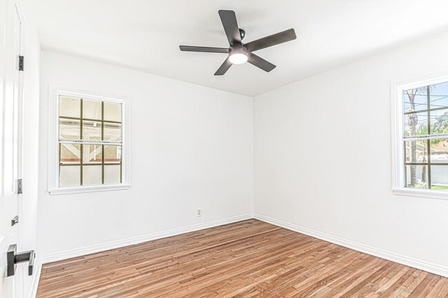 Building Photo - 4170 E Patero Way