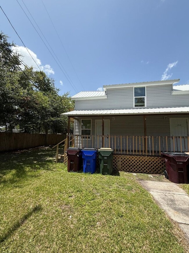 Renovated 2 bedroom, 2 bathroom duplex in ... - Renovated 2 bedroom, 2 bathroom duplex in ... House