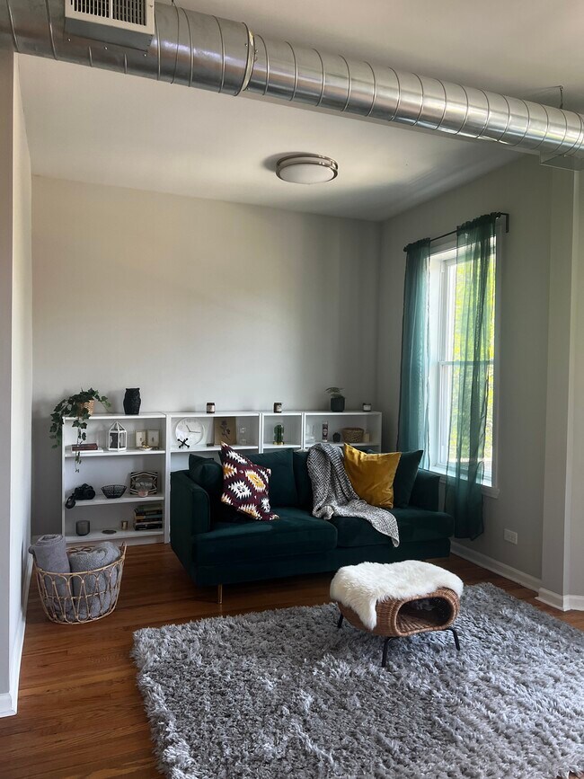 Foto del edificio - 2653 W Evergreen Ave