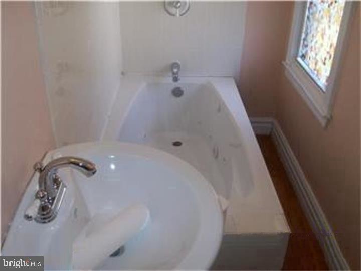 Primary Photo - 738 Buck Ln