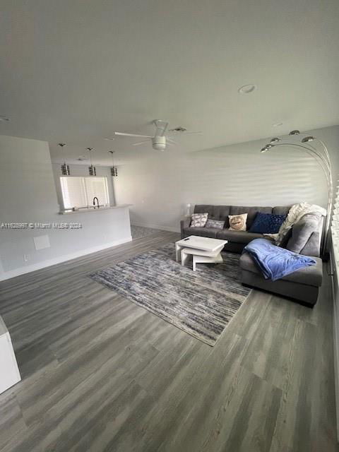 Foto del edificio - 3205 NE 7th Pl