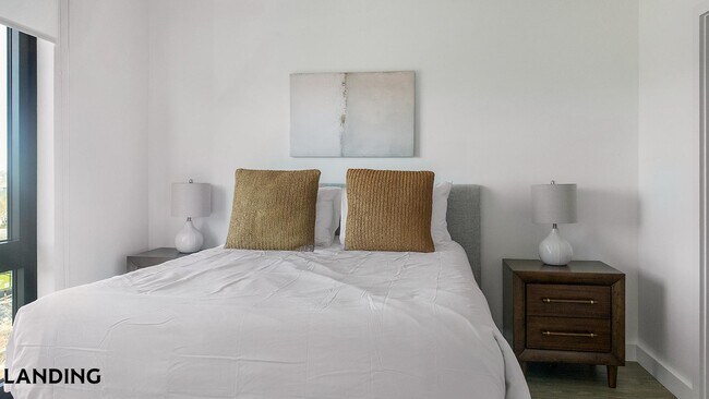 Foto del edificio - 1007 S Mint St