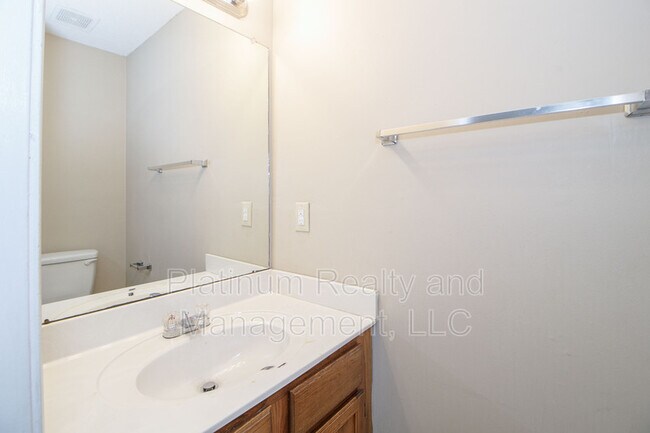 Foto del edificio - 2550-2551 Old Russellville Pike