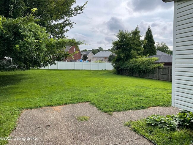 Building Photo - 3413 Blanton Ln