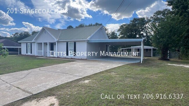 Foto del edificio - Newly remodeled home in desirable Phenix City