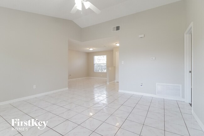 Building Photo - 5418 Britan Dr