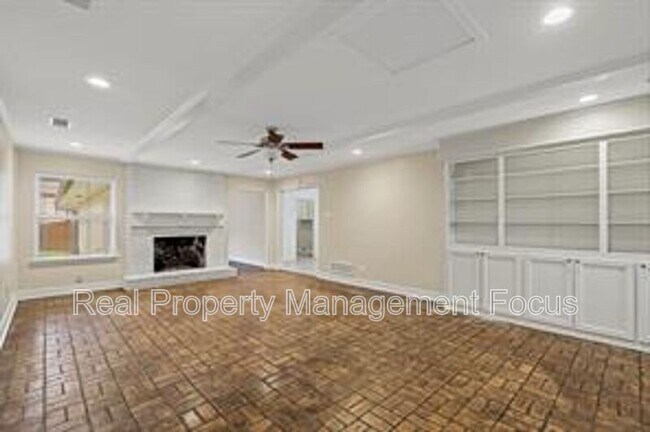 Building Photo - 14722 Overview Dr