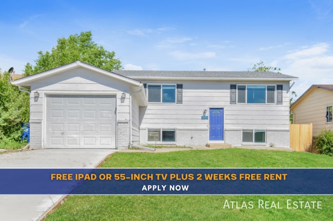 Building Photo - 4340 College View Dr