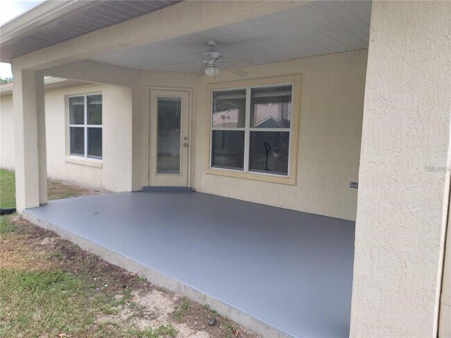 Foto del edificio - 8221 SW 135th Loop