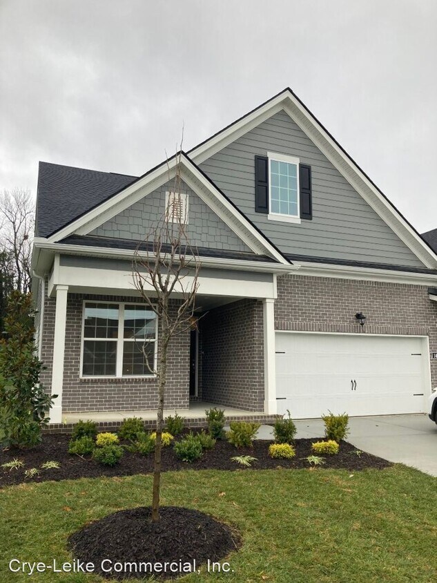 Foto principal - 3 br, 3 bath House - 1401 Autumn Leaf Lane