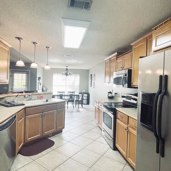 Building Photo - 3bedroom in Fort Walton
