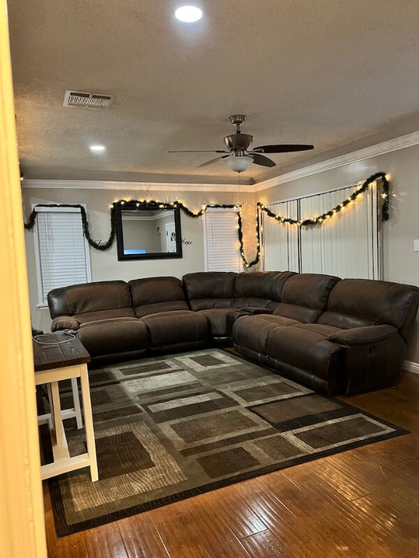 Foto del edificio - 2021 SW 57th Ct
