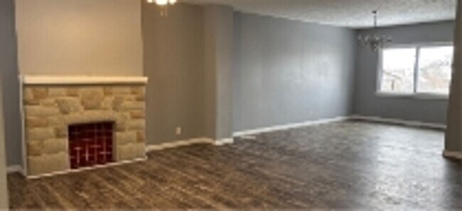 Foto del edificio - 3 bedroom/ 2 Bath home for RENT in 15211