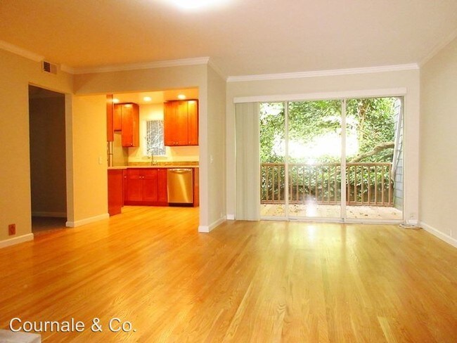 Building Photo - 152 Locksley Ave