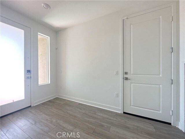 Foto del edificio - 322 Tank