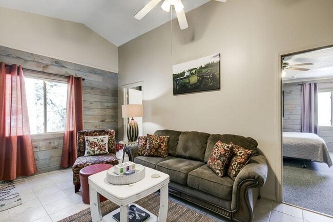 Foto del edificio - 4555 S Lake Mary Rd