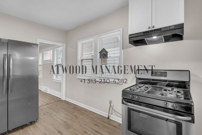 Foto del edificio - This beautifully updated 3-bedroom, 1-bath single-family home is ready for move-in!