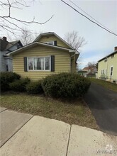 Building Photo - 296 Delaware St
