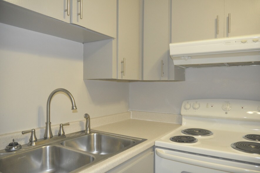 Bathroom Sinks Knoxville Tn north park apartments rentals - knoxville, tn | apartments Bathroom Sinks Knoxville Tn north park apartments rentals - knoxville, tn | apartments