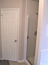 Building Photo - 2926 Meadowglen Crest