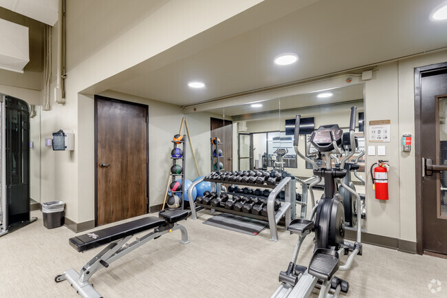 Fitness Center - ReNew on Stout