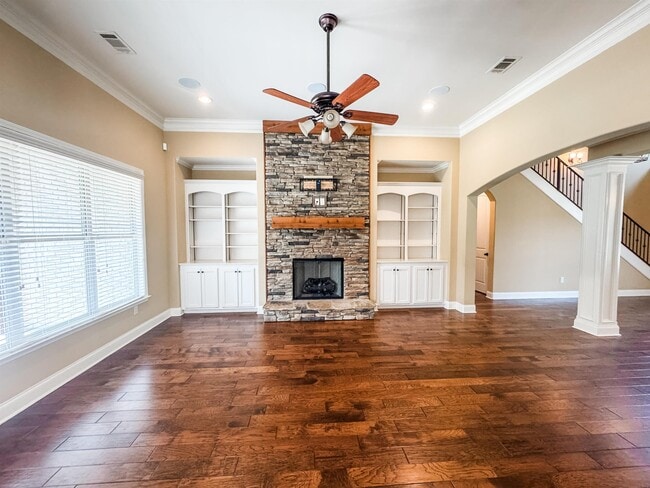Building Photo - 4435 Chestnut Hill Dr