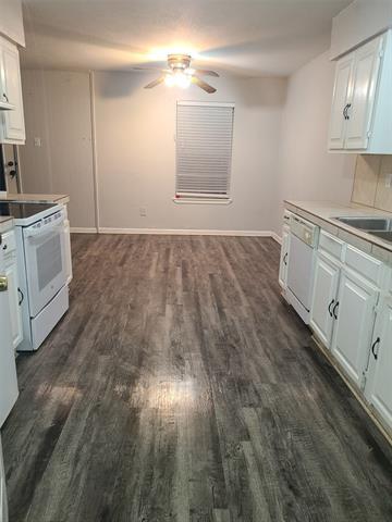 Building Photo - 12412 Tulip Dr