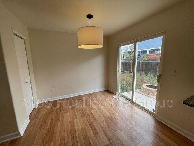 Building Photo - 5247 Lady Slipper Ct