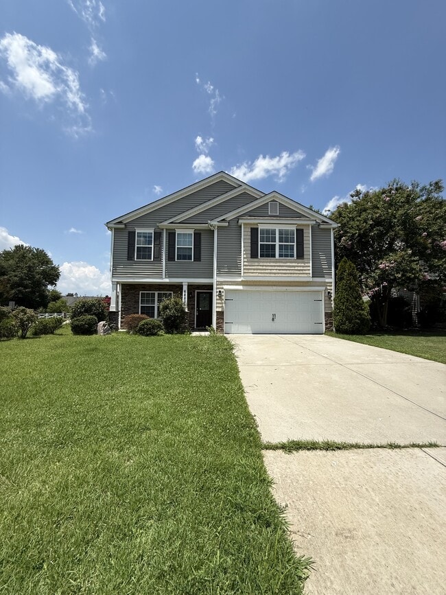 Building Photo - 6855 Coopers Hawk Trail