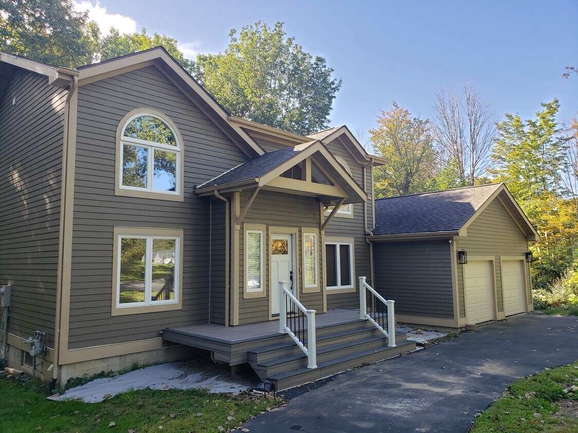 Primary Photo - 4319 Kencrest Dr