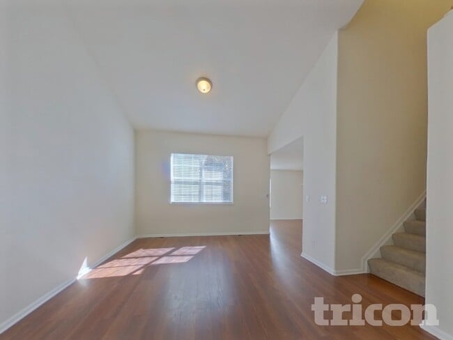 Foto del edificio - 1129 S Duquesne Cir