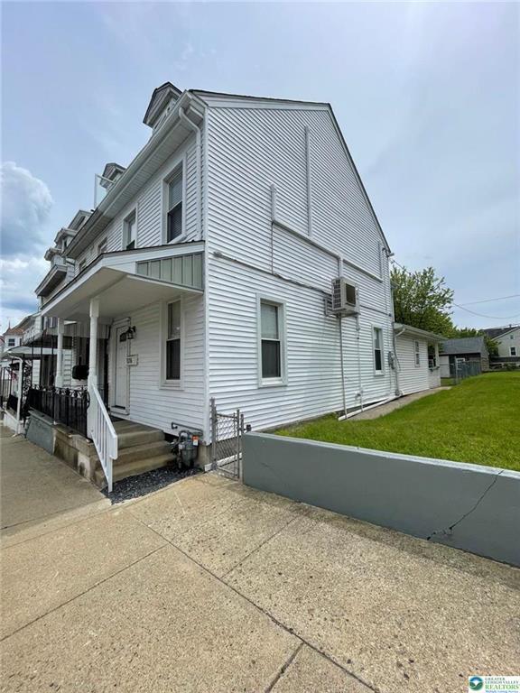 Building Photo - 1316 Ferry St