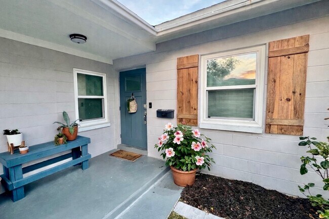 Foto del edificio - 1261 79th Ave N