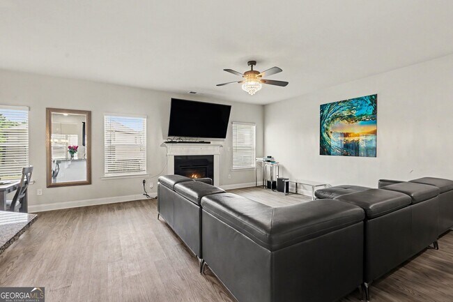 Foto del edificio - 837 Everleigh Ct