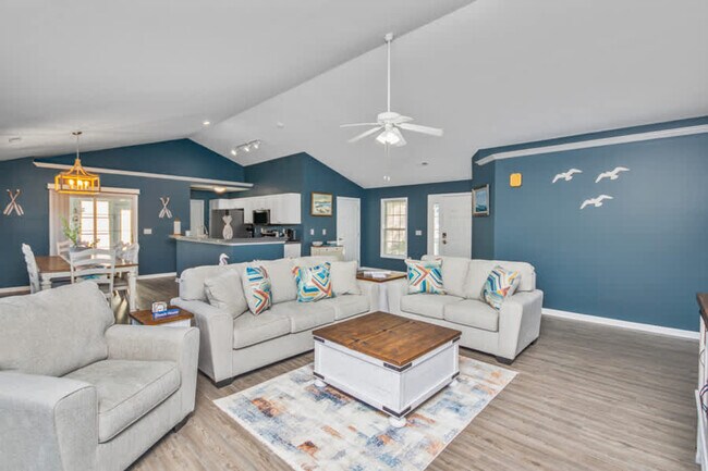 Foto del edificio - 255 Melody Gardens Dr