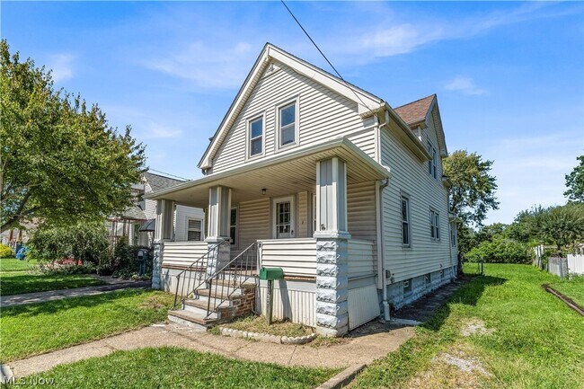 Building Photo - 12520 Carrington Ave