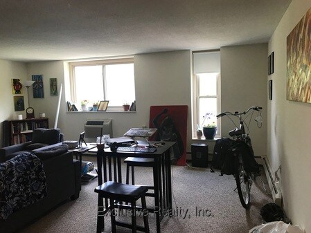 Building Photo - 270 Highland Ave