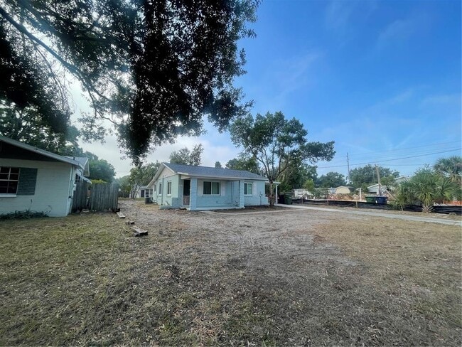 Foto del edificio - 3414 W Ballast Point Blvd