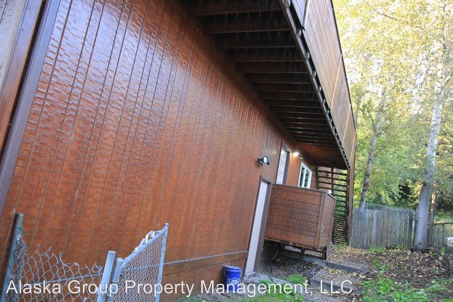 Building Photo - 307 Eyak Dr