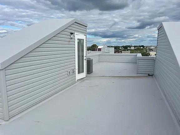 Building Photo - 2107 N Fairhill St