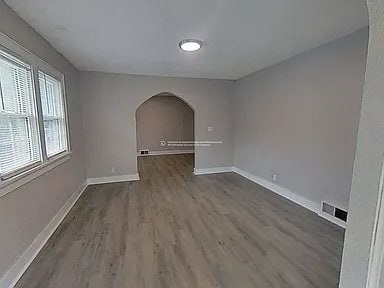 Foto del edificio - 1725 E Donald St