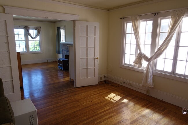 Building Photo - 2343 Dwight Way